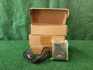 lot 289 image: Selection of 3 Nikon quick chargers - MH-23