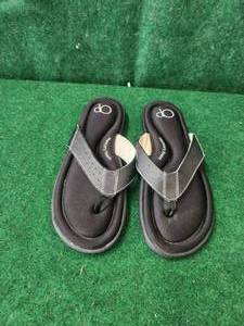 lot 307 image: Pair of OP cushioned flip flops - 78