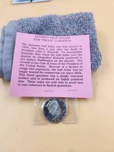 lot 29 image: 2002 Kennedy half Dollar - Gem Proof condition
