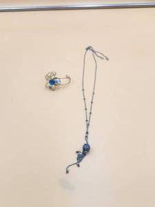 lot 80 image: Selection of Jewelry