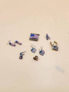 lot 110 image: Selection of Jewelry