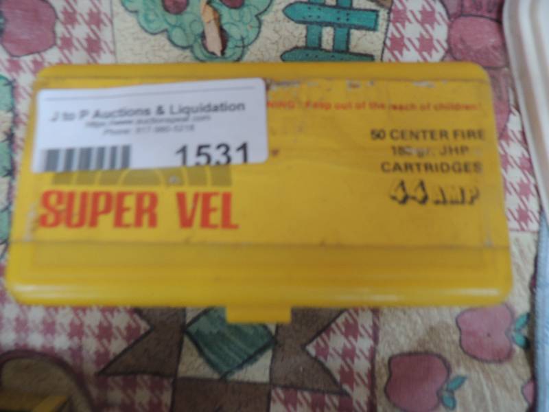 lot 1531 image: Super vel 44 automag cart. 50 ct 18...