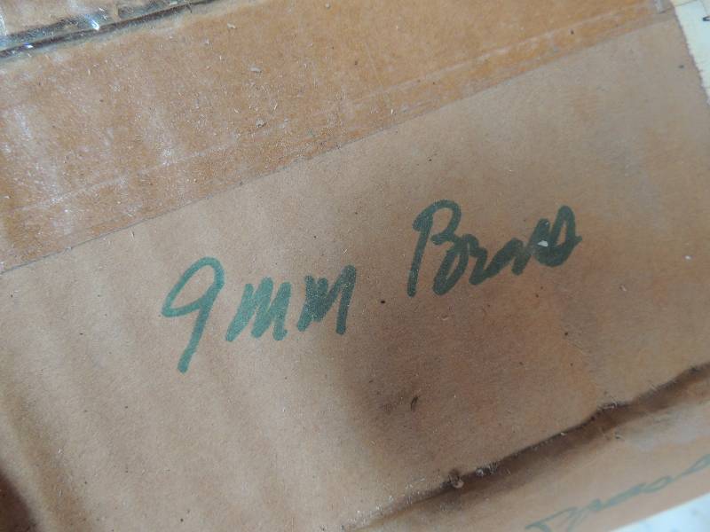 lot 1561 image: 9mm brass in box and partial bucket...