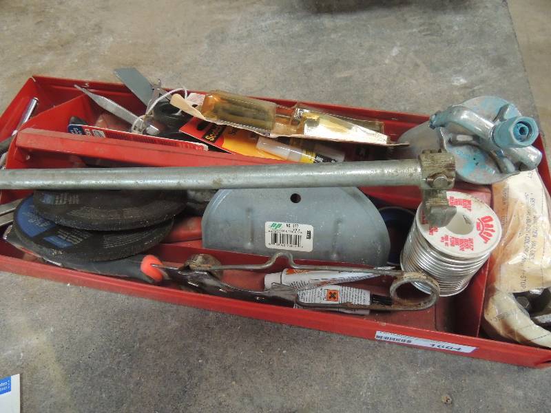 lot 1664 image: Toolbox tray of tools allen wrench ...