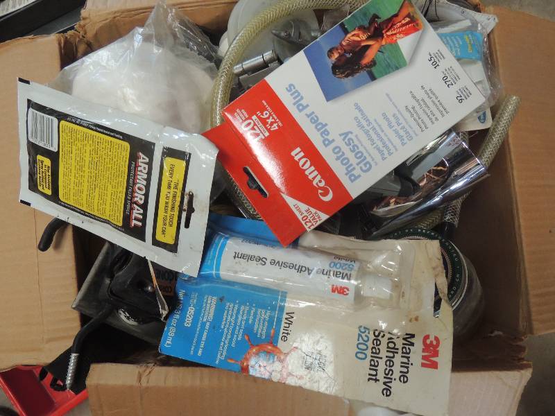 lot 1676 image: Misc box of stuff (steel wire, scre...