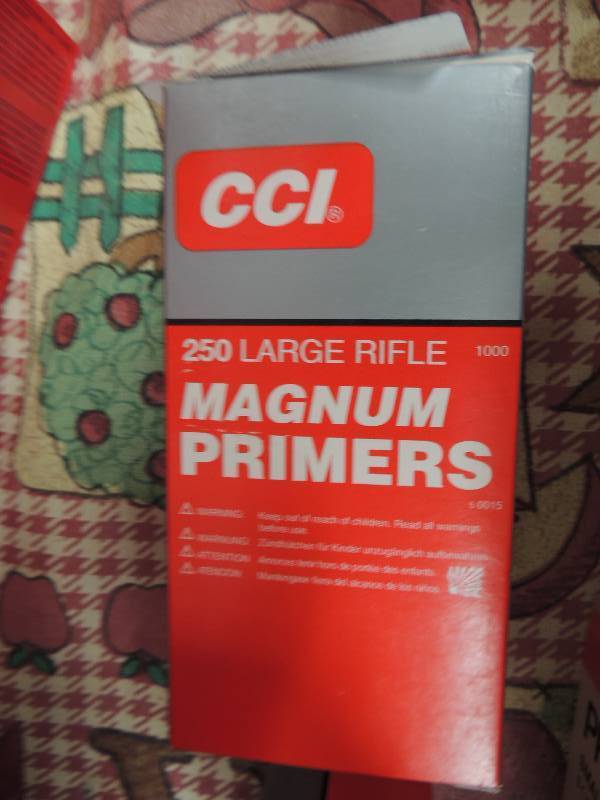 lot 1709 image: 250 Lg magnum primers...