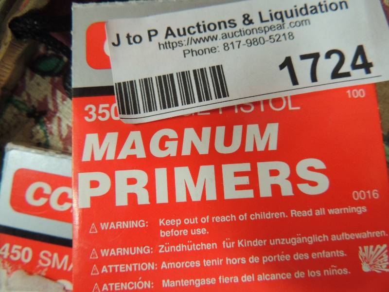 lot 1724 image: CCI lg pistol mag and primer 1 pk a...