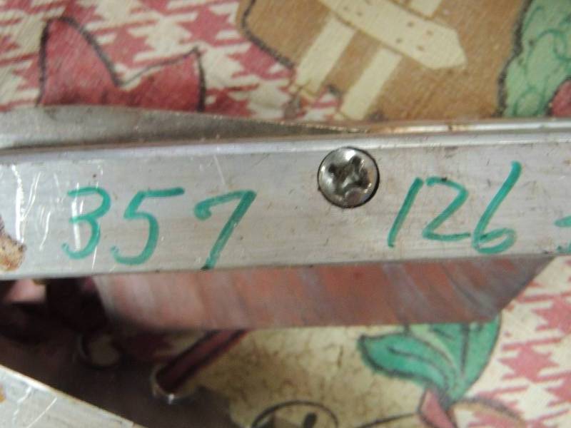 lot 1733 image: 357 126g lead mold...