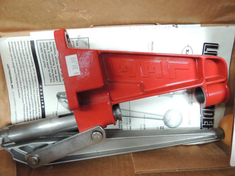 lot 1738 image: Lee reloader with built in primer c...