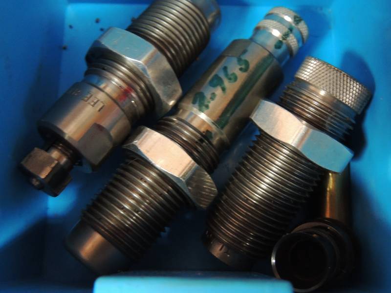 lot 1743 image: Lee reload dies 8 x 57 mag serv...