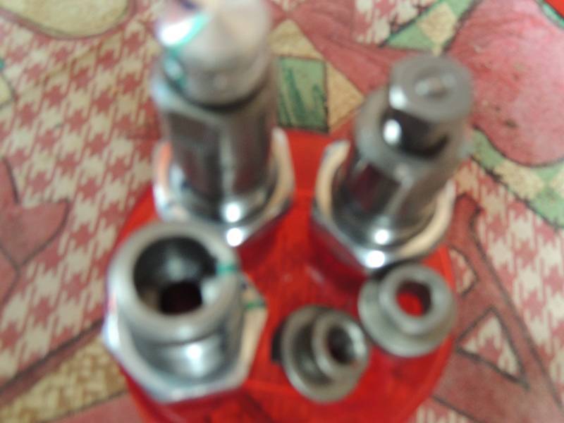 lot 1750 image: Reloading dies 3030 W set...
