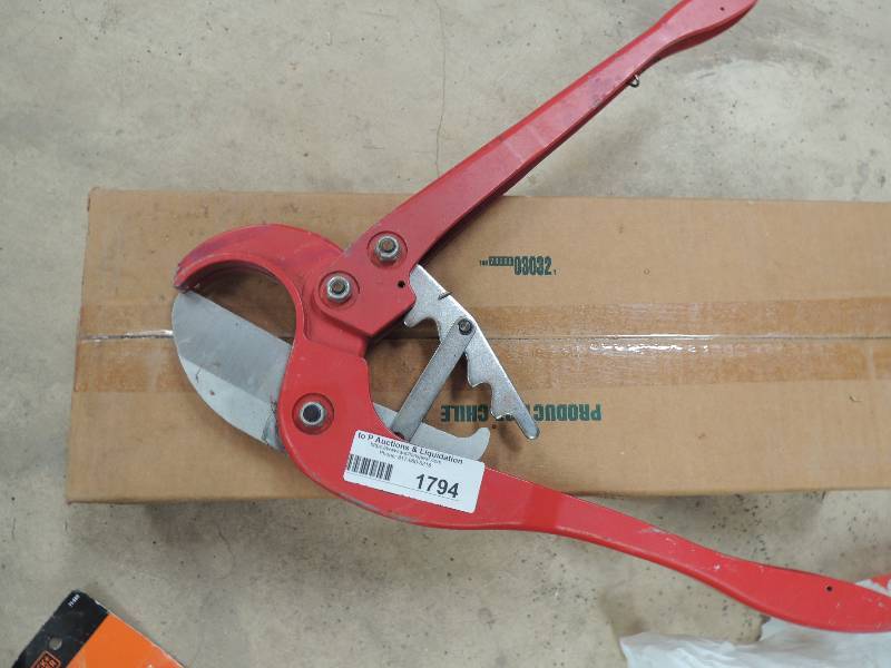 lot 1794 image: orbit big PVC pipe cutter...
