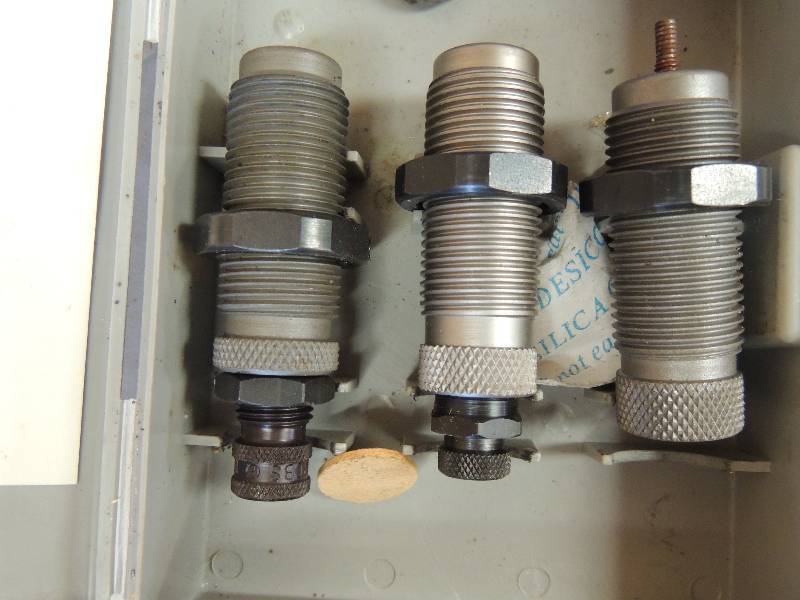 lot 1838 image: RCBS 40 dIe set...