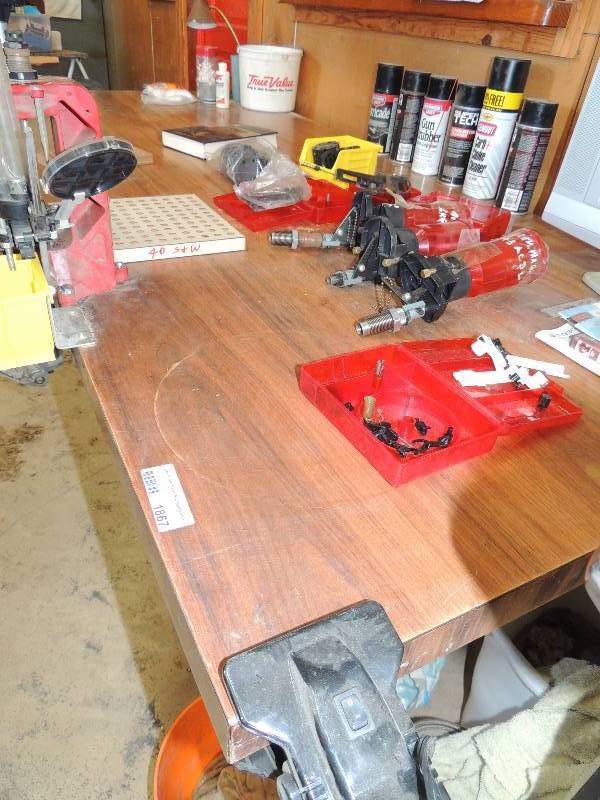 lot 1867 image: reloading table 8 by 40...