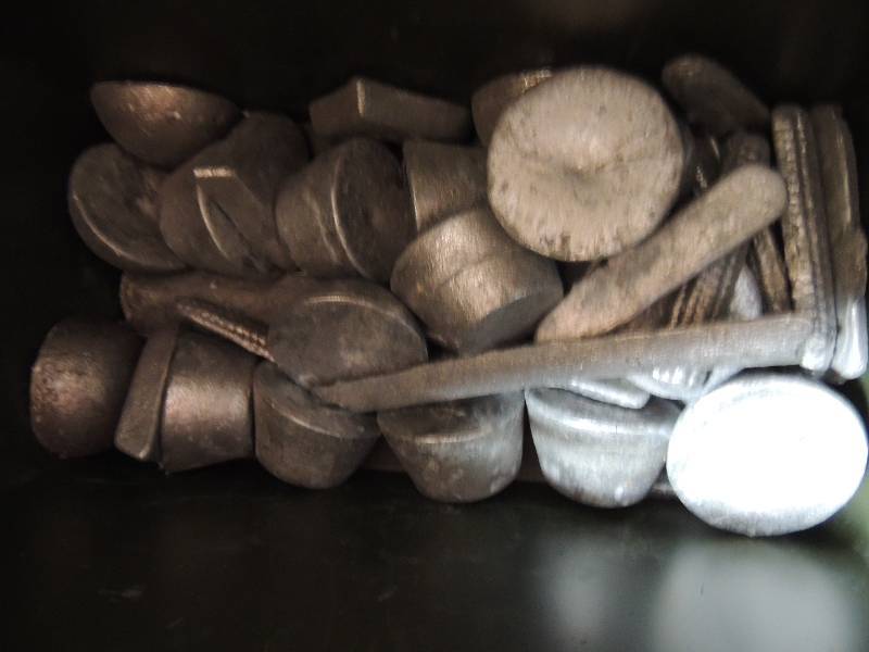 lot 680 image: Ammo boxes with .25 LBS OF LEAD.