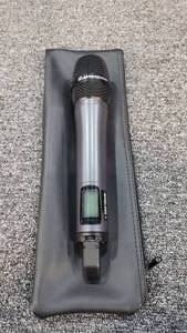 lot 57 image: Sennheiser E835 Dynamic Vocal Microphone