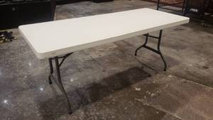 lot 172 image: Lifetime 6 Folding Legs Banquet Table