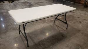 lot 174 image: Lifetime 6 Folding Legs Banquet Table