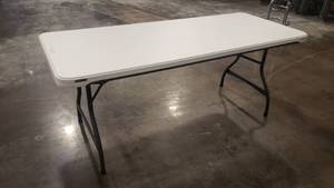 lot 176 image: Lifetime 6 Folding Legs Banquet Table