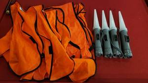 lot 205 image: Lot of 4 Traffic Vests & Electric Safety Wands