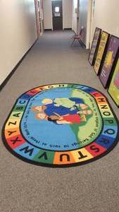 lot 399 image: Kidply Classroom Area Rug.  92 x 65