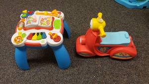 lot 432 image: Lot of 2 Nursery Noise Makers.  Activity Center & Scooter