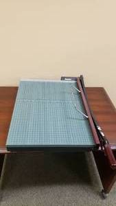 lot 455 image: Premier 18 Paper Cutter