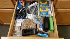 lot 476 image: Large Lot of Misc Office Supplies.