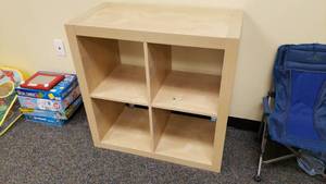 lot 500 image: Ikea Kallax Natural 4 Shelf Shelving Unit.  Measures 31 x 31 x 15