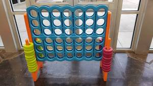 lot 533 image: Large Outdoor Connect 4 Game.