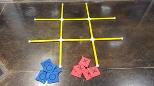lot 534 image: Oversize Floor Tic-Tac-Toe Game w Bean Bag Xs & Os