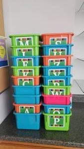 lot 554 image: Lot of 18 Stowaway Classroom StorageOrganization Bins