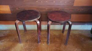 lot 593 image: Lot of 2 Stacking Accent Tables