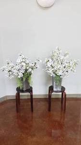 lot 605 image: Pair of Artifical Flowers on Wooden Accent Stands