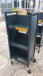 lot 546 image: Bretford Rolling Library Book Cart