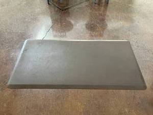 lot 634 image: Smart Step Flooring Padded Impact Mat.  72 x 36