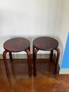 lot 645 image: Pair of Wooden Stacking Accent Tables