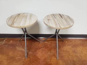 lot 694 image: Lot of 2 Round End Tables w Metal Legs