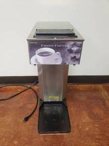 lot 695 image: Newco AKH-AP Airpot Coffee Brewer