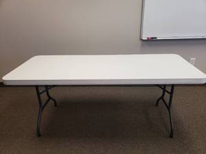 lot 714 image: Lifetime 6 Folding Legs Banquet Table