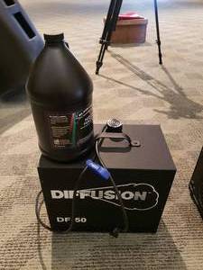 lot 734 image: Reel EFX Diffusion DF-50 FogHaze Machine w Liquid