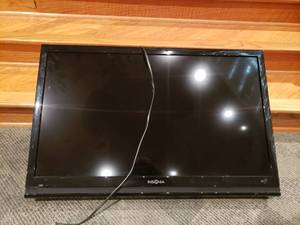 lot 774 image: Insignia NS-39L400NA14 39 LCD 1080p TV