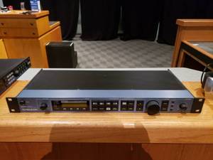 lot 800 image: TC-Helicon HEL006 VoiceWorks Vocal Processor