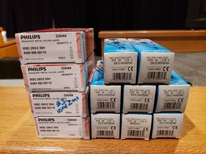 lot 803 image: Lot of Projector Lamp Bulbs.