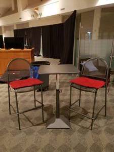 lot 842 image: Industrial Style Metal Adjustable Height Table w Matching Chairs