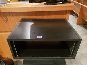 lot 876 image: Gator Cases 4 Component ServerElectronics Rack