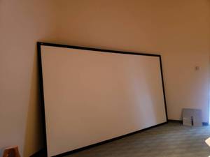 lot 878 image: Elite Screens Cinema Quality Lightweight Movie Projector Screen w Removeable Framing.  170 x 103