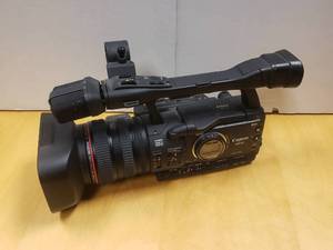 lot 896 image: Canon XHA1 1.67MP 3CCD High-Definition Camcorder