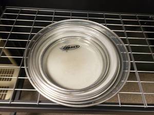lot 914 image: Lot of Misc Drum Heads