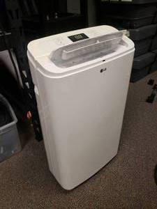 lot 921 image: NICE LG LP1111WXRY1 11000 BTU Portable Air Conditioner.  Blows COLD
